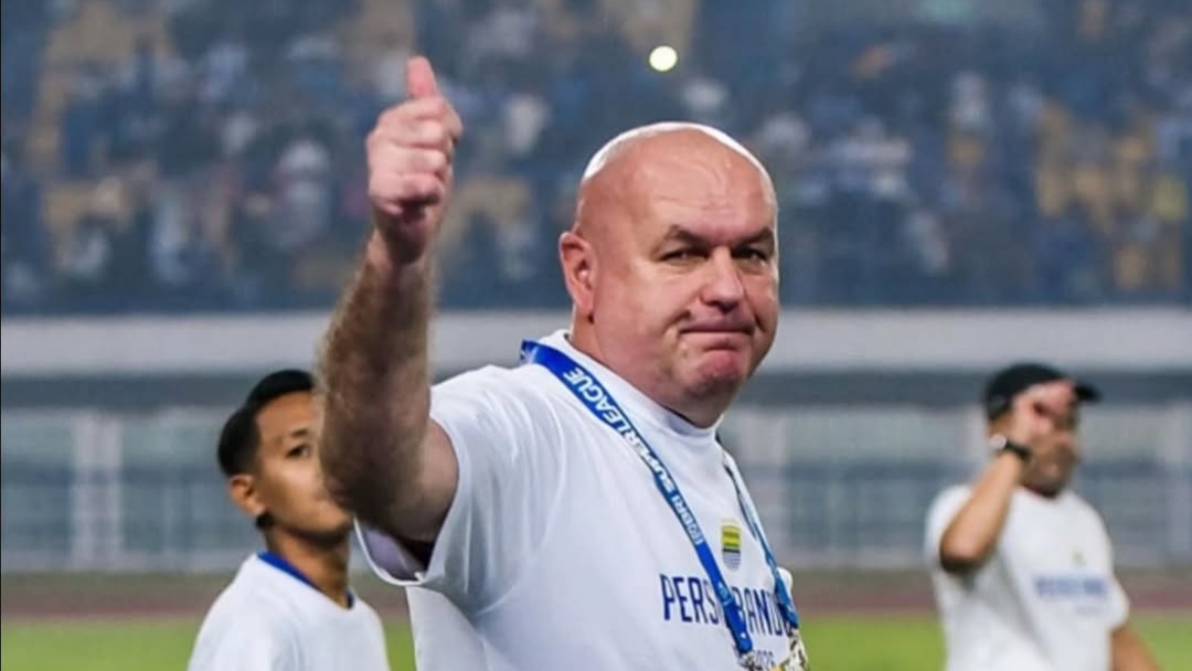 Persib Bandung Akan Perpanjang Kontrak Bojan Hodak, Proses Negoisasi Masih Berlangsung Secara Intens Persib Bandung Akan Perpanjang Kontrak Bojan Hodak, Proses Negoisasi Masih Berlangsung Secara Intens