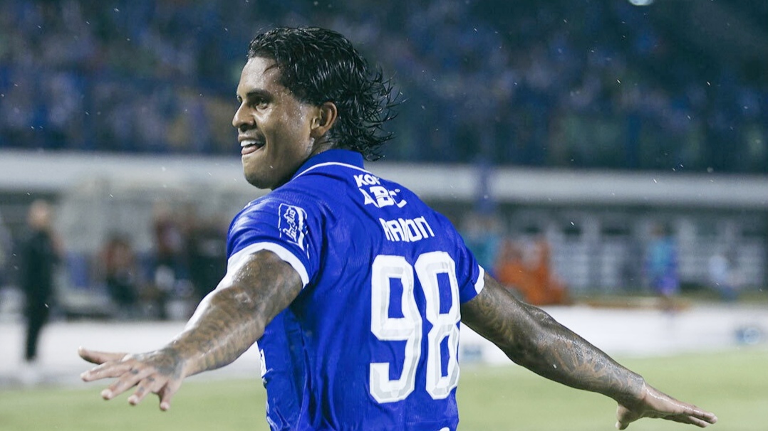 Kurang 7 Pertandingan Lagi Persib Bandung Bisa Angkat Trofi BRI Super League Musim 2025-2026 Kurang 7 Pertandingan Lagi Persib Bandung Bisa Angkat Trofi BRI Super League Musim 2025-2026
