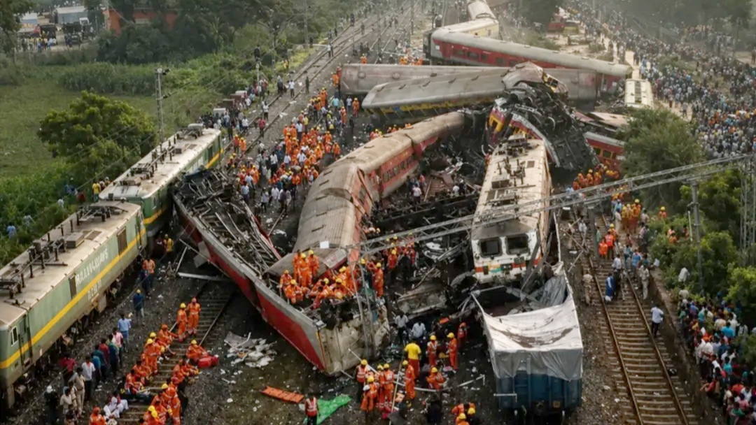 4 Daftar Kecelakaan Kereta Api Terparah dalam Sejarah Indonesia 4 Daftar Kecelakaan Kereta Api Terparah dalam Sejarah Indonesia