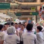 Momen Haru Pensiun Karyawan Disambut Hangat Usai 35 Tahun Mengabdi, Sang Anak Bangga
