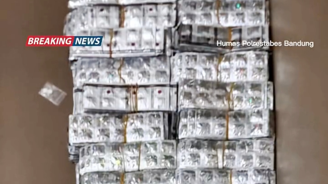 Polrestabes Bandung Berhasil Ungkap Kasus Penyalahgunaan Obat-obatan Tertentu di Jalan Kopo Kota Bandung