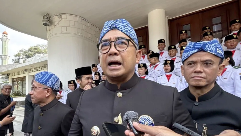 Farhan Sebut Kerusuhan Hari Buruh 2026 di Bandung sebagai Anomali, Ia Tidak Pantau Langsung karena Sakit Farhan Sebut Kerusuhan Hari Buruh 2026 di Bandung sebagai Anomali, Ia Tidak Pantau Langsung karena Sakit