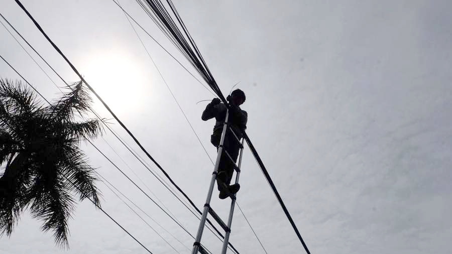 Sepanjang Tahun 2026, Diskominfo Kota Bandung Tertibkan Kabel Semrawut di 41 Titik Sepanjang Tahun 2026, Diskominfo Kota Bandung Tertibkan Kabel Semrawut di 41 Titik