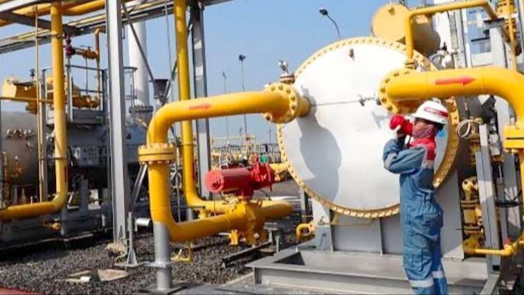 LPG, CNG, dan LNG: Perbedaan Fungsi, Bentuk, dan Penggunaannya! LPG, CNG, dan LNG: Perbedaan Fungsi, Bentuk, dan Penggunaannya!