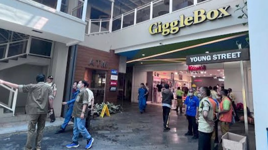Kebakaran Landa Restoran Giggle Box di Kawasan Cihampelas Walk, Diduga karena Kebocoran Gas