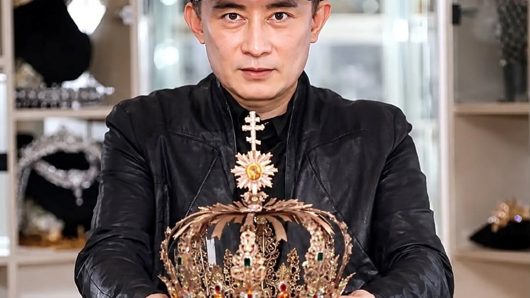 Rinaldy Yunardi, Desainer Perhiasan Indonesia yang Karyanya Jadi Langganan Hollywood Rinaldy Yunardi, Desainer Perhiasan Indonesia yang Karyanya Jadi Langganan Hollywood