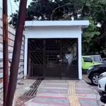 Bangunan Liar di Trotoar Jalan Ambon Kota Bandung Dibongkar