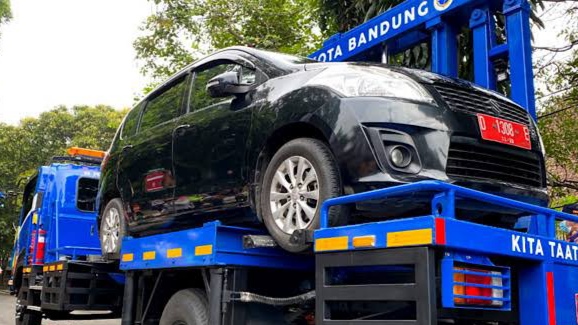Pelanggaran Parkir Penyebab Operasi Derek, Berikut Data di Kota Bandung! Pelanggaran Parkir Penyebab Operasi Derek, Berikut Data di Kota Bandung!