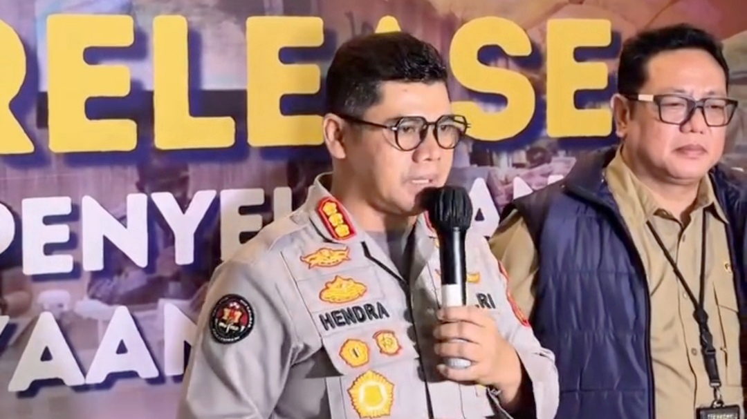 Polda Jabar Buka Posko Aduan Terkait Adanya Dugaan Korban Kekerasan Taufik Hidayat Lainnya Polda Jabar Buka Posko Aduan Terkait Adanya Dugaan Korban Kekerasan Taufik Hidayat Lainnya