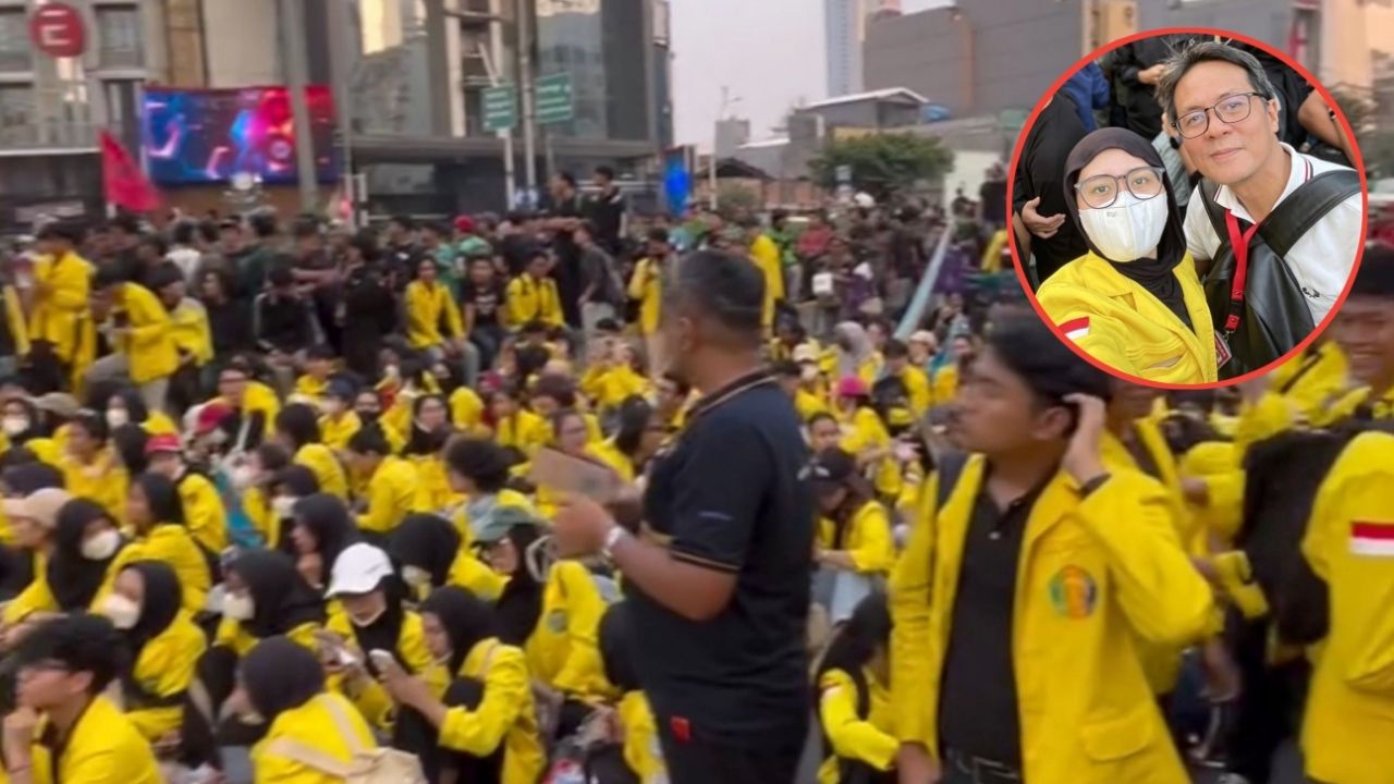 Ayah Ini Temani Putrinya Demo, Kenang Masa Muda Turun ke Jalan Ayah Ini Temani Putrinya Demo, Kenang Masa Muda Turun ke Jalan