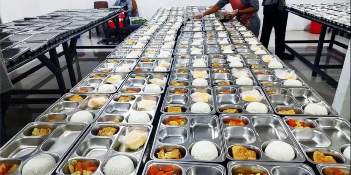 MBG Bandung Barat, Sampel Makanan Cipeundeuy Diuji di Labkesda MBG Bandung Barat, Sampel Makanan Cipeundeuy Diuji di Labkesda