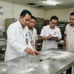 SPPG Bandung Diawasi Khusus, Bangkai Kecoa Ditemukan di Ruang Produksi