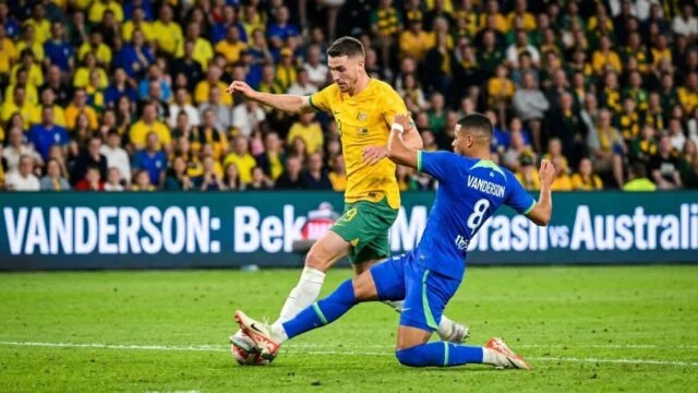 Vanderson Curi Perhatian di Balik Kemenangan Brasil 4-2 atas Australia Vanderson Curi Perhatian di Balik Kemenangan Brasil 4-2 atas Australia