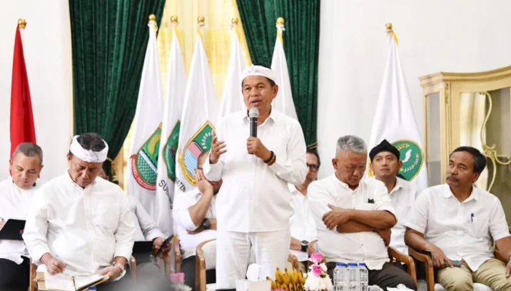 KDM Soroti Risiko Longsor akibat Alih Fungsi Kebun Teh di Bandung Selatan
